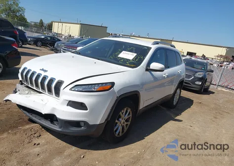2015 Jeep Cherokee Latitude z USA, uszkodzony, nr VIN 1C4PJMCS1FW610169